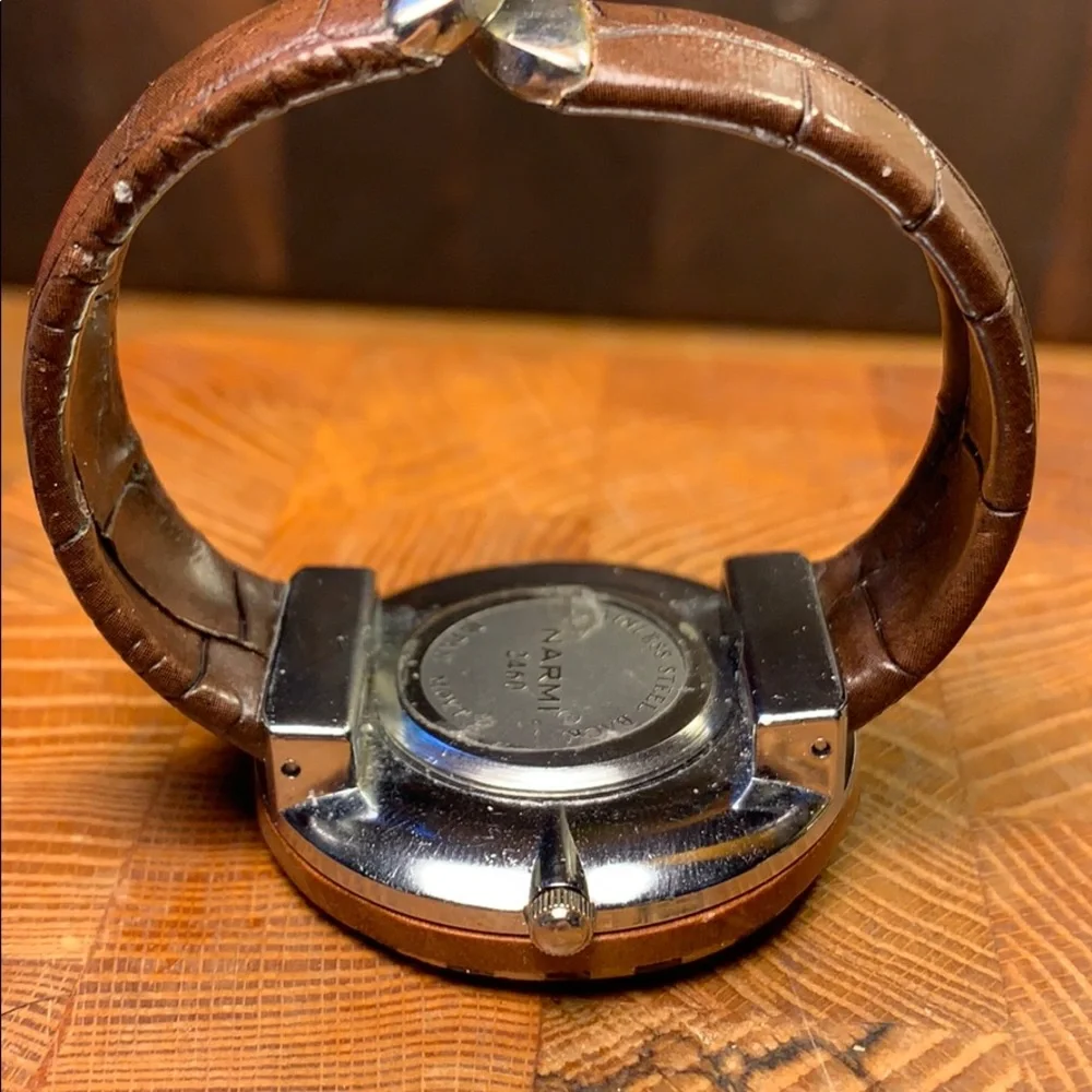 Narmi wood inlay bracelet watch crocodile patern